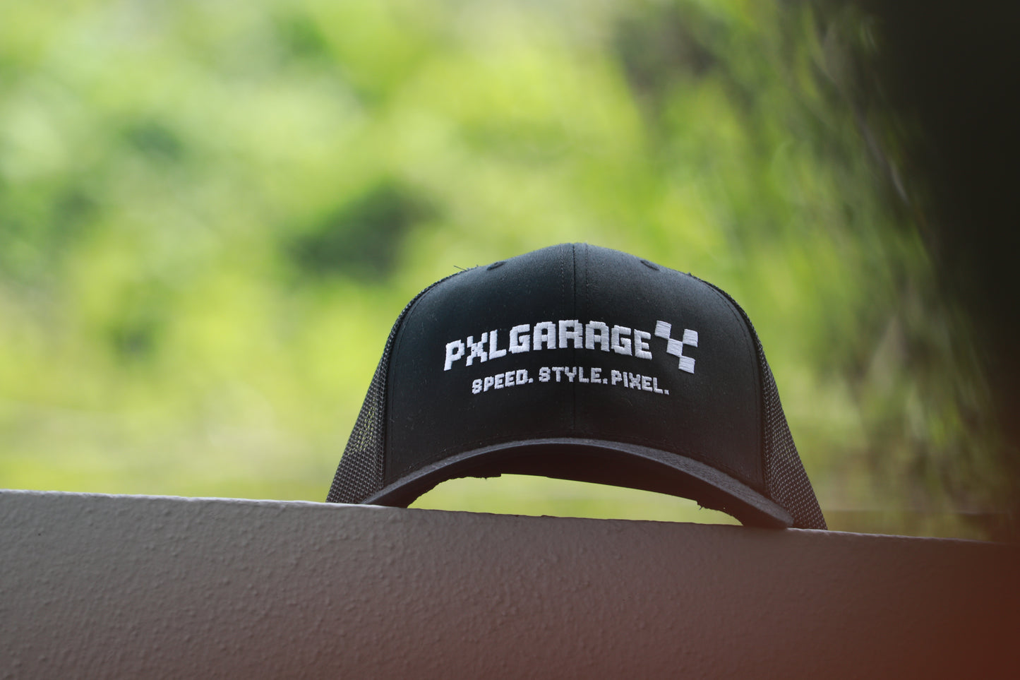 001 PXL CAP